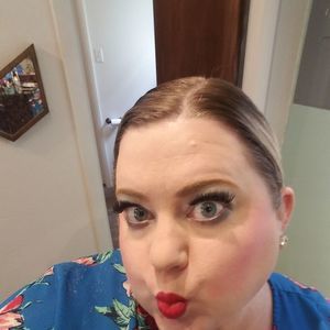 Meet your Posher, Trina